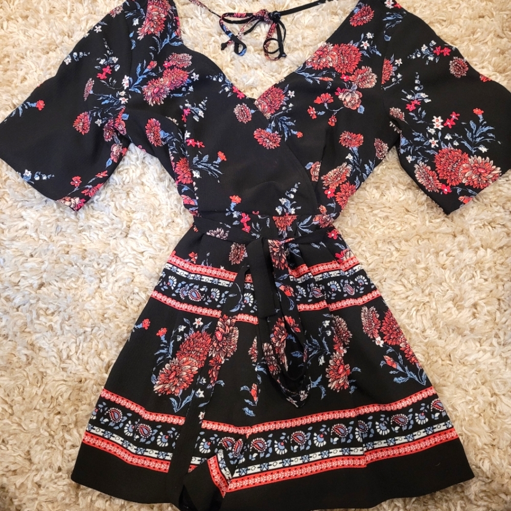 Trixxi Clothing Company Floral Romper